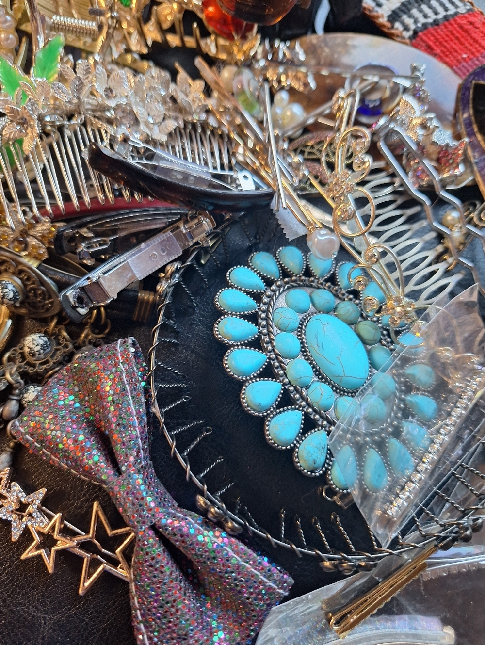 47 Lot Vintage to Now Hair Clips & Barrettes Pins Colorful Bohemian Coastal - Picture 2 of 6